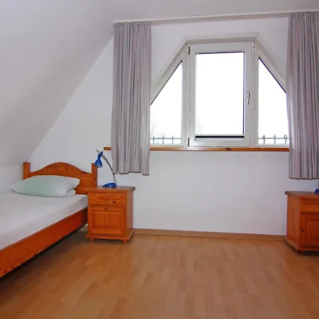 Schuldt, Behrensdorf, Cleaning Included