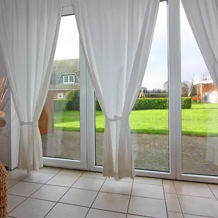 In Near Baltic Sea, Cleaning Included Tatil Evi